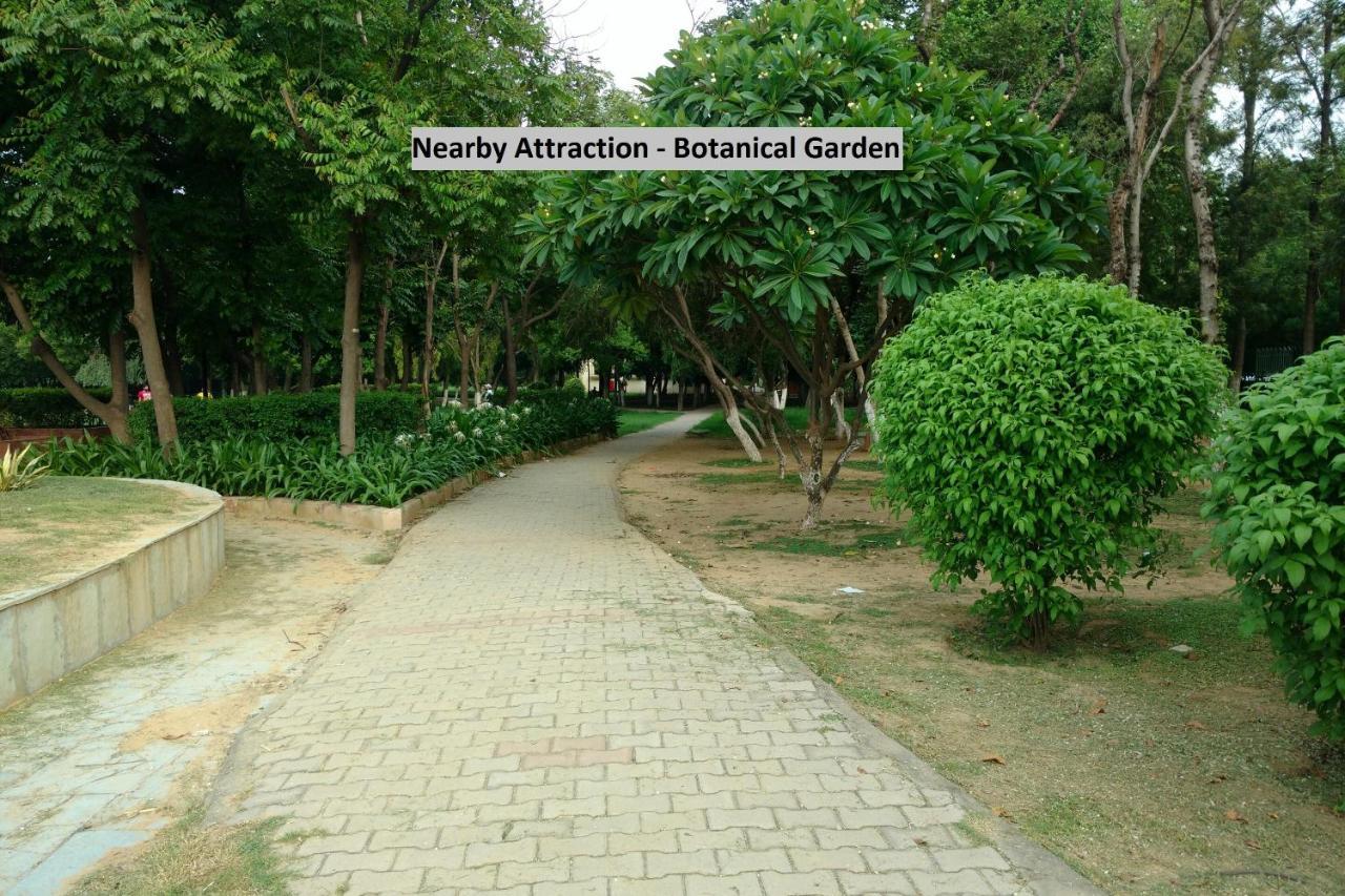 Capital O Aashiyana Paradise Near Omaxe Gurgaon Mall Hotel Luaran gambar
